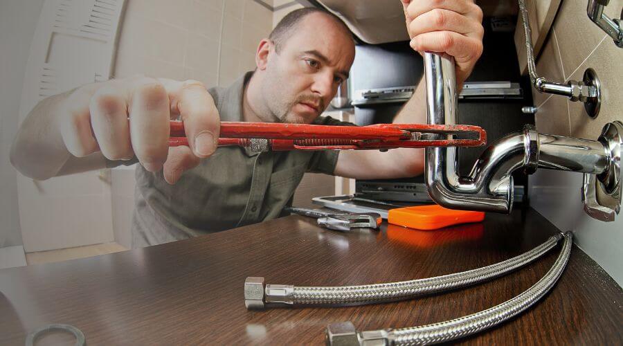 Expert burst pipe repair services in Hampton, KY